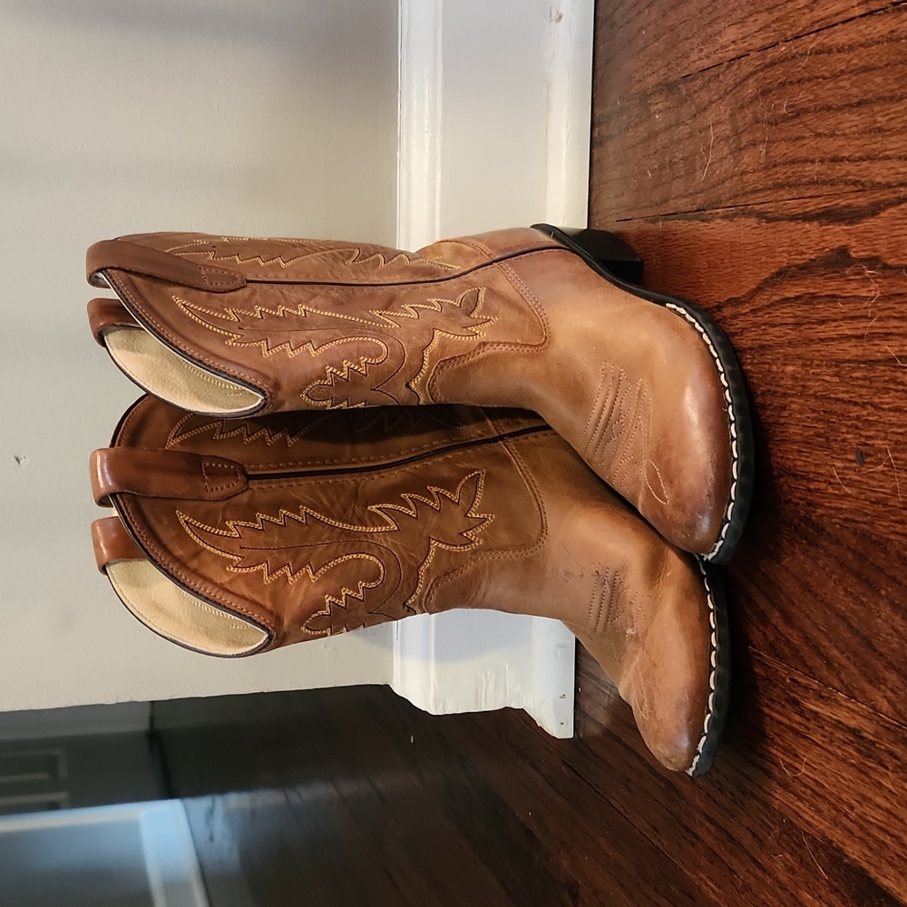 Kids boots